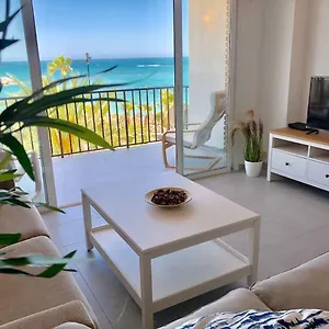 Impresionante 1ª Línea De Playa... Apartamento